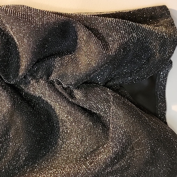 Torrid - At The Knee Glitter Knit Cinched Bodycon Skirt in Nonce - Picture 4 of 11